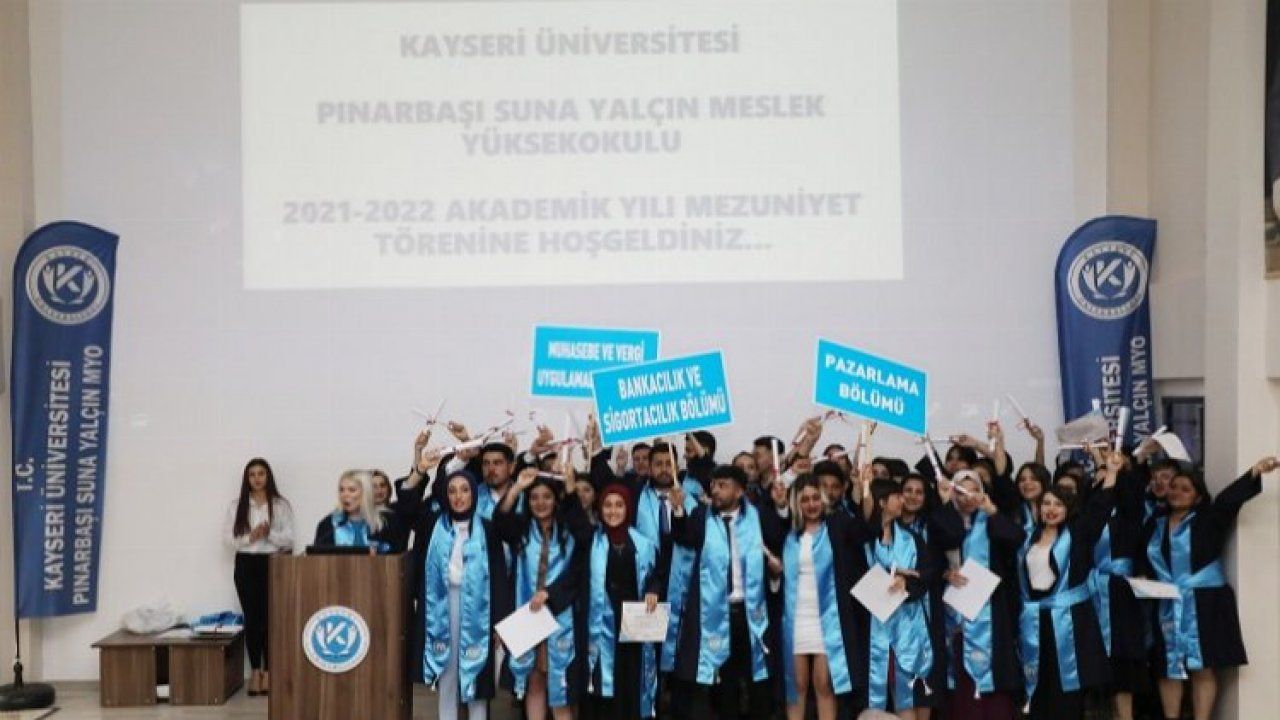 KAYÜ Pınarbaşı MYO’da mezuniyet töreni
