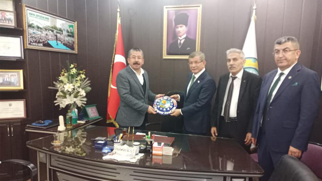 GP  Genel Başkanı Ahmet Davutoğlu Karapınar Ziraat  Odasını Ziyaret Etti