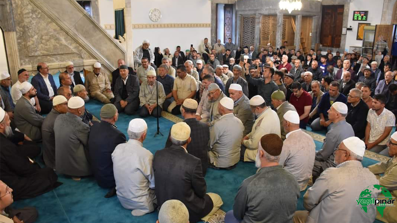 Sultan Selim Camii'nde Hacı Uğurlama Programı Düzenlendi