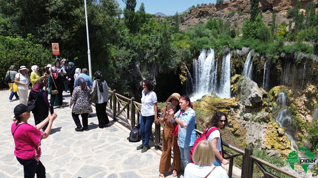 Başkan Altay: “Yerköprü Şelalesi Yeni Haliyle Ziyaretçilerin İlgi Odağı Oluyor”