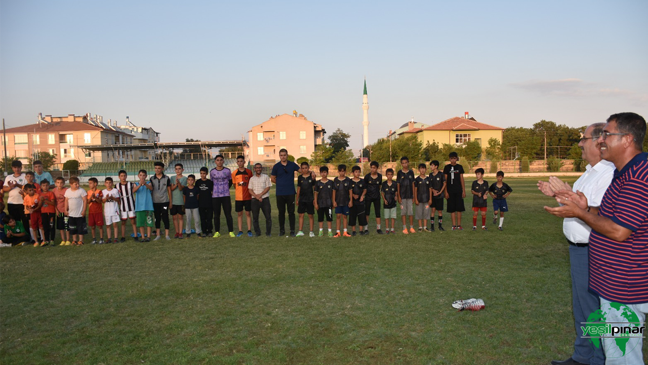 Yaz Kur'an Kursları Arası Futbol Turnuvası   Şampiyonu, Ak Cami Kursu Takımı