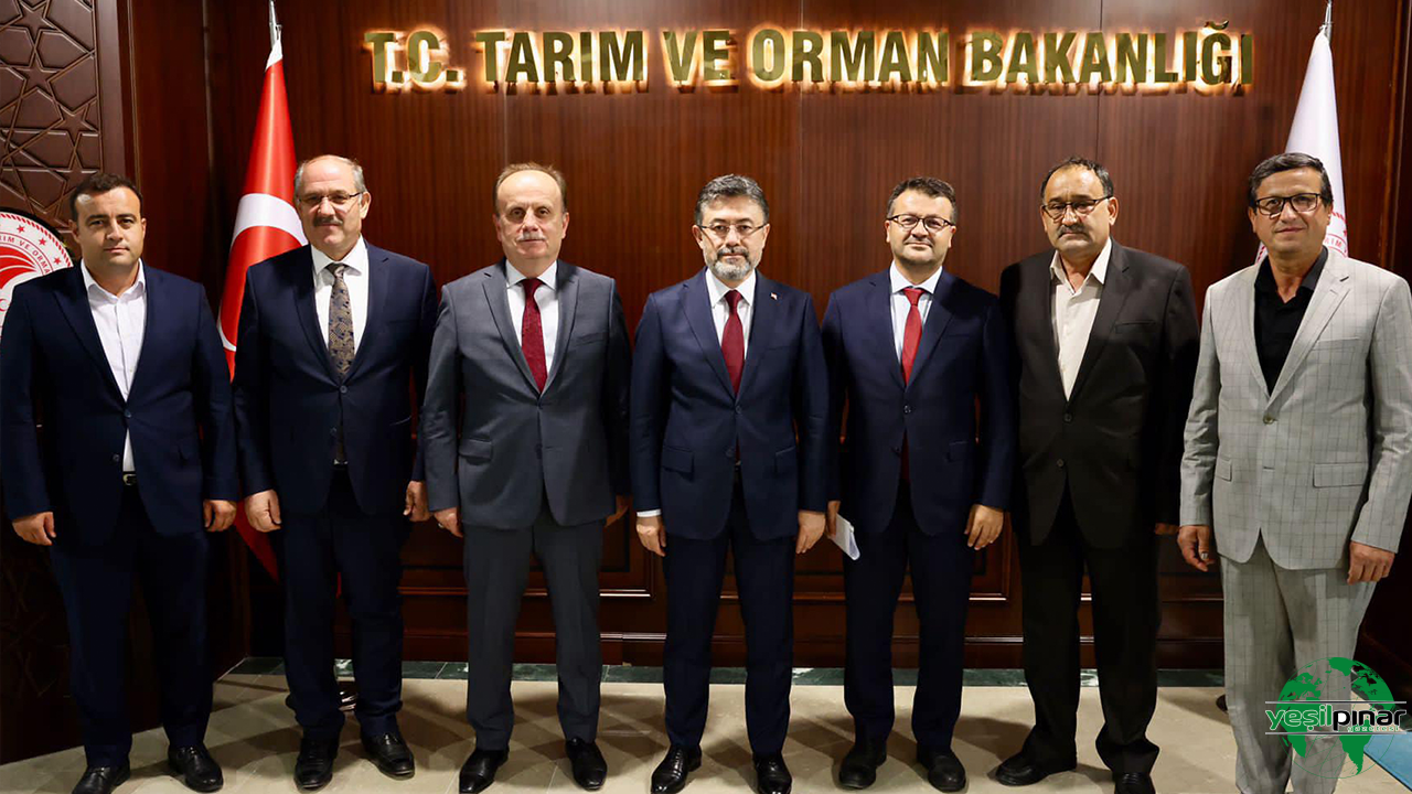 Mehmet Yaka ve AK Parti Heyeti Tarım ve Orman Bakanı İbrahim Yumaklı'yı Ziyaret Etti