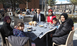 Başkan Yaka Kadınlar Gününü Kutladı