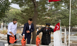 Karapınar’da Şehit Kabirleri Dualarla Ziyaret Edildi