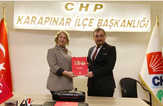Gönül Karabacak CHP 'de Karapınar Belediye Başkanlığına Adayı Adayı Olduğunu Açıkladı