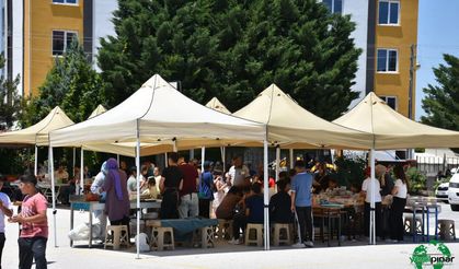 Karapınar Cumhuriyet Ortaokulu’ndan Eğitime Destek Kermesi