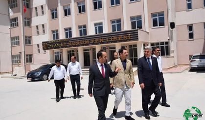 Kaymakam Şenol Öztürk'ten Karapınar Murat Kurum Fen Lisesi'ne Ziyaret