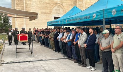 Adnan Yazgan Askeri Törenle  Son Yolculuğuna Uğurlandı
