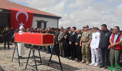 Emirgazi’de Düğünde Hayatını Kaybeden Uzman Çavuş Serkan Deveci Son Yolculuğuna Uğurlandı