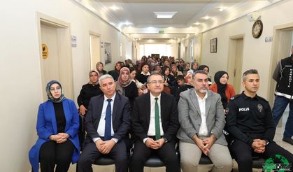 Karapınar’da “En İyi Narkotik Polisi Anne” Semineri Düzenlendi
