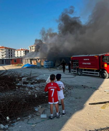 Karapınar’da Toki İnşaatındaki  Konteyner Yangını Korkuttu