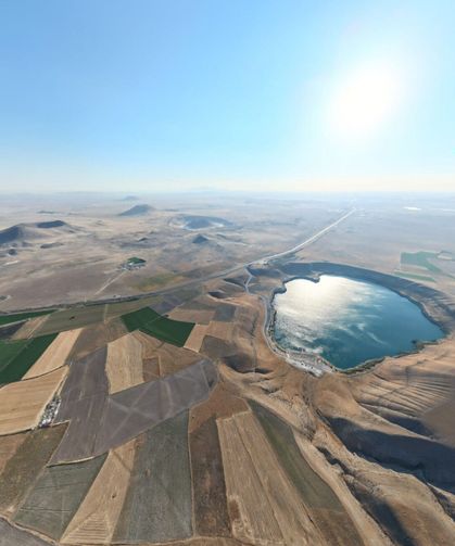 Karapınar’da Acıgöl ve Meke Gölü Aynı Karede: Bozkırda Görsel Şölen