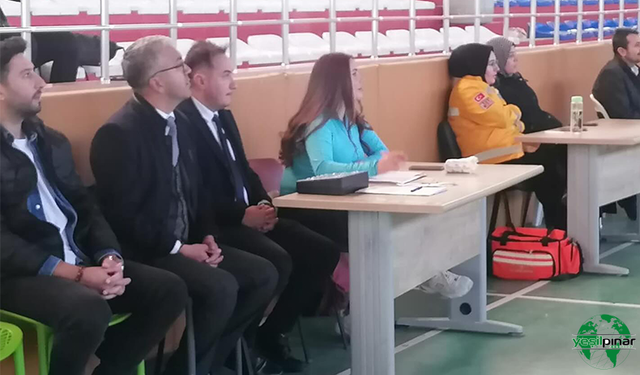 Karapınar İlçe Millî Eğitim Müdürlüğü Ortaokul Kız Voleybol Turnuvasını Başlattı