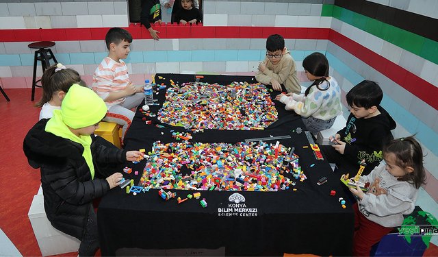 Konyalı Çocuklar Yarıyıl Tatilini Lego Bilim Haftası Etkinliklerinde Geçiriyor