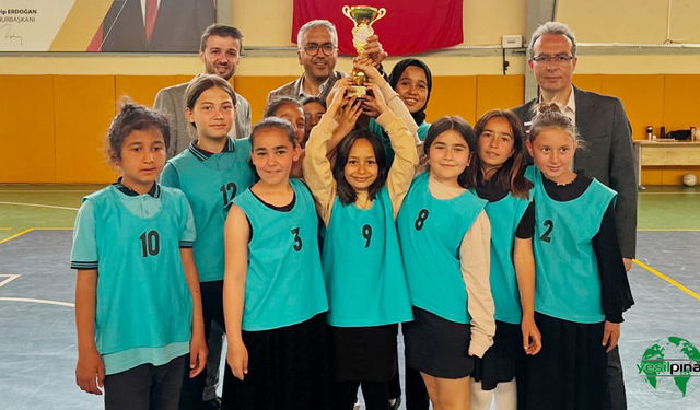 Geleneksel Çocuk Oyunları İlçe Turnuvalarının 5. ve 6. Sınıf Kız Kategorisi Tamamlandı