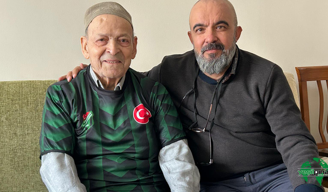 Karapınar Belediyespor Yöneticilerinden Efsane Başkana Jest