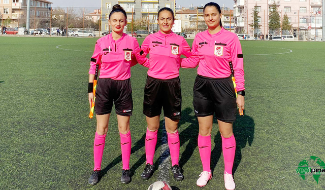 Kadın Hakemlere Tam Not