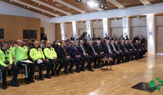 Trafikte Nezaket ve Görgü Kuralları Çalıştayı Düzenlendi