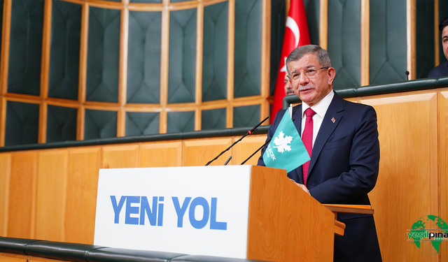 Davutoğlu'ndan Gazze'ye Bayram Mesajı ve İsrail'e Sert Tepki : "Bu Eller Kanlı Ellerdir!"