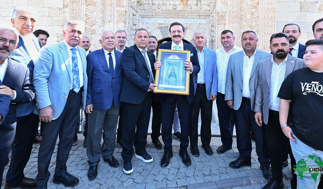 TOBB Başkanı Hisarcıklıoğlu  Konya’da Ziyaretlerde Bulundu