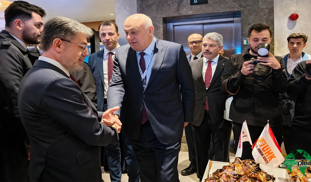Bakan Yumaklı, Konya Şeker Fabrikası'nı Ziyaret Etti