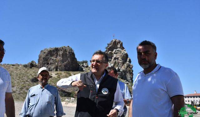 Karapınar’da Şehir Parkı ve Yöresel Ürünler Merkezi Projesinde Çalışmalar Başladı
