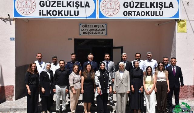 Güzelkışla İlkokulu ve Ortaokulu’nda Karne Sevinci Paylaşıldı