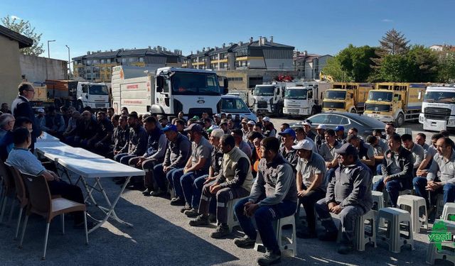 Karapınar Belediyesi’nde Bayramlaşma Programı Gerçekleştirildi