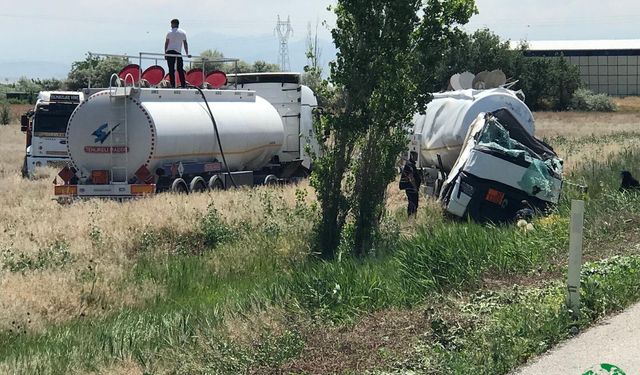Ereğli’de Tanker Şarampole Devrildi: 1 Yaralı