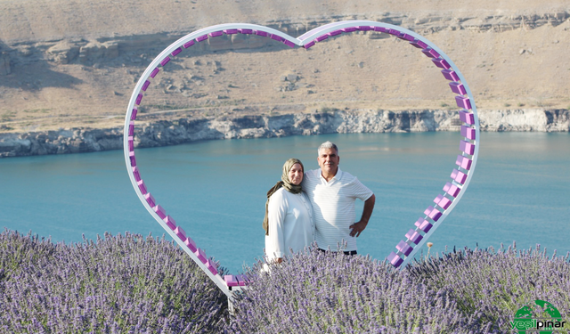 Acıgöl ve Lavanta Bahçesi Karapınar'ın Turizmde Yeni Gözdesi Oldu