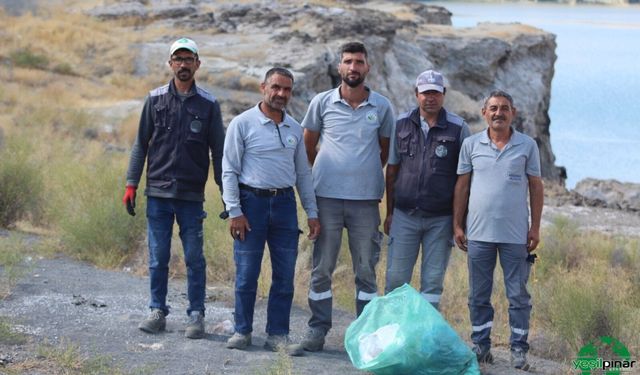 Karapınar Acıgöl’de yoğunluk sonrası kapsamlı temizlik çalışması