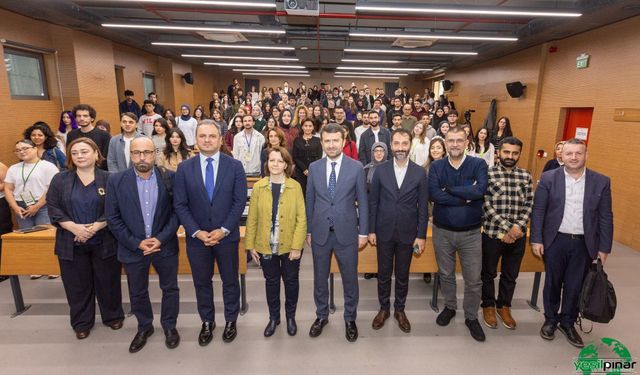 BİK Genel Müdür Abdulkadir Çay, İstanbul Üniversitesi öğrencileriyle buluştu