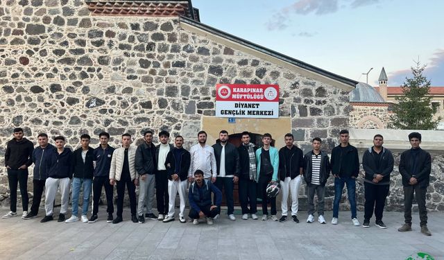 Karapınar’da Üniversite Öğrencileri Diyanet Gençlik Merkezi’nde Buluştu