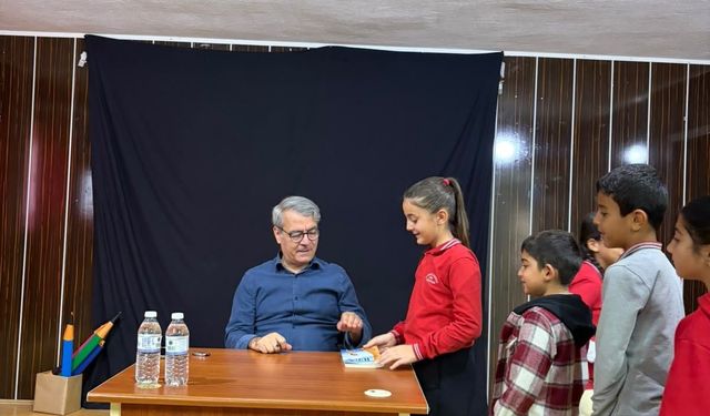 Hotamış İlkokulunda Yazar Söyleşisi: Prof. Dr. Abdullah Harmancı Öğrencilerle Buluştu