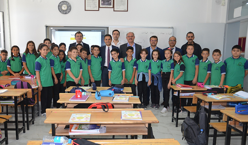 Kaymakam Murat ve Başkan Yaka Okulları Ziyaret Ettiler