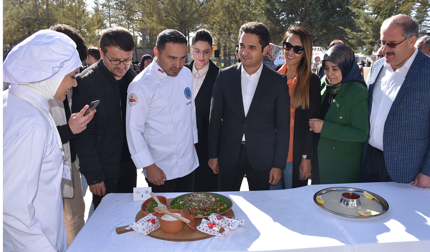 Karapınar Belediyesi Tarafından "Yemek Festivali" Düzenledi