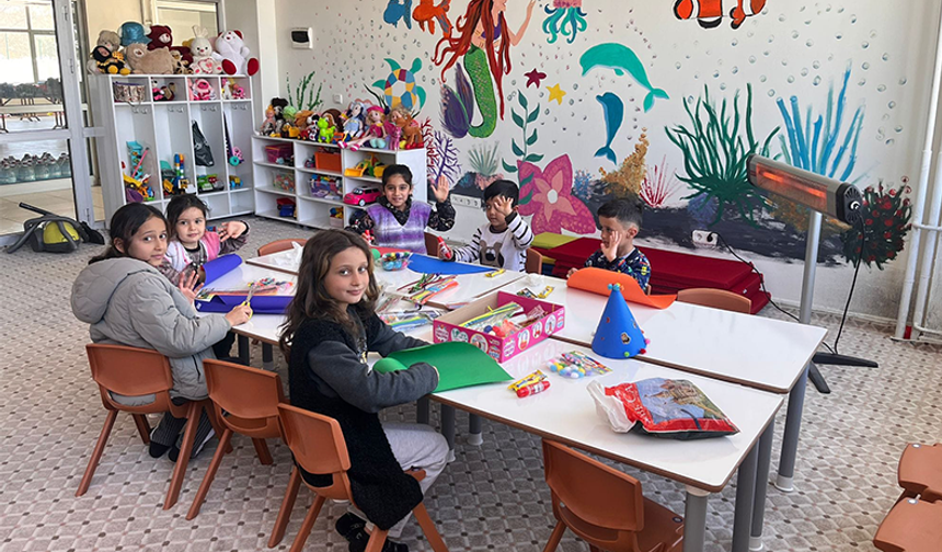 (KYK) Yurdunda Depremzede Çocuklar için Ana Sınıfı Hazırlandı