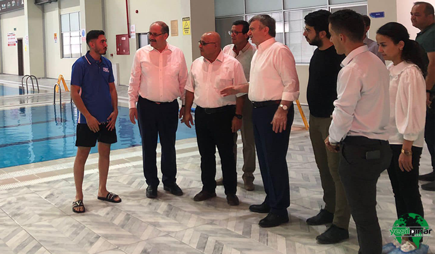 Akyürek Karapınar Ziyaretleri Kapsamında Yarı Olimpik Yüzme Havuzunu İnceledi