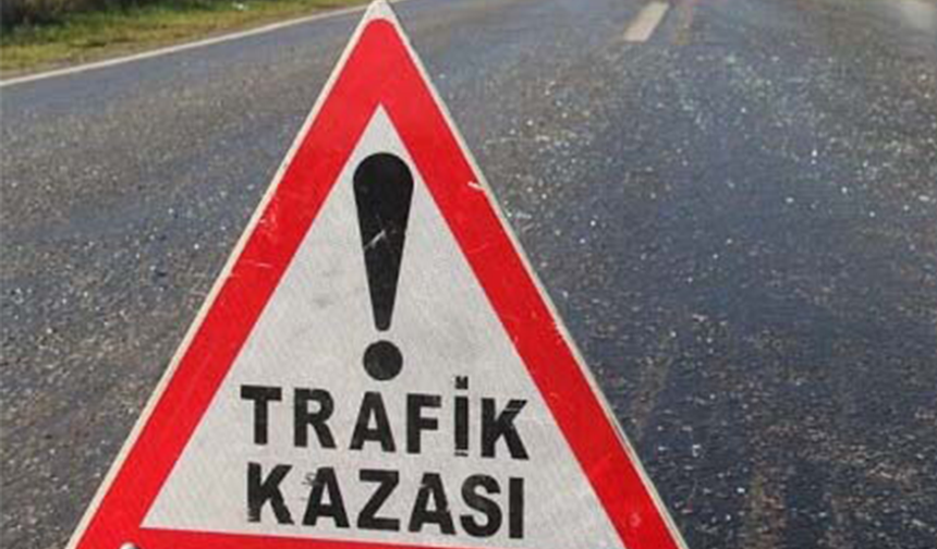 Karapınar’da Otomobil ile Motosiklet Çarpıştı: 2 Yaralı