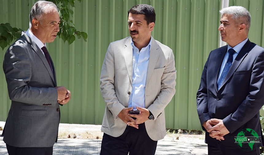 Kaymakam ÖZTÜRK' Halk Eğitimi Merkezi'ni Ziyaret Etti