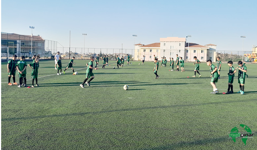 Karapınar Belediyespor’da Yaz Futbol Okulu Heyecanı Devam Ediyor