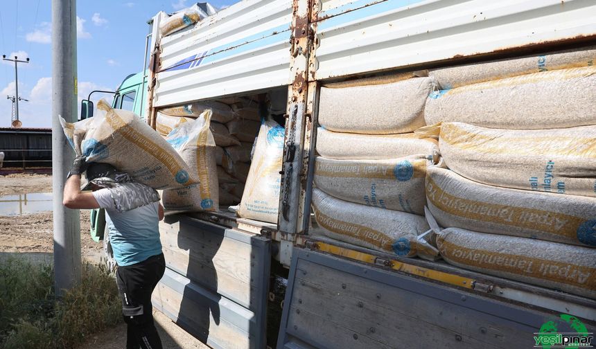 Karapınar Süt Üreticileri Birliğinden Üreticilere İndirimli Arpa Desteği