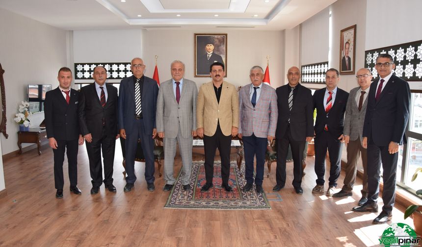 Konya Karapınarlılar Derneği’nden Kaymakam Öztürk’e Ziyaret