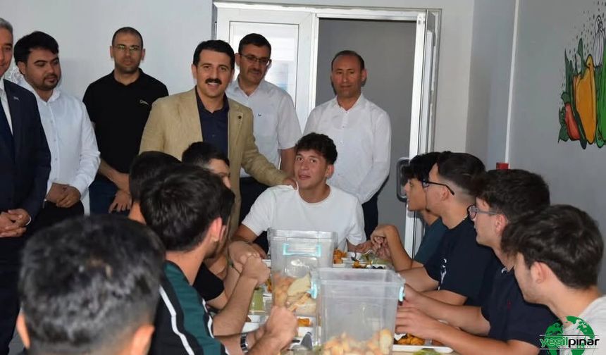 Kaymakam Şenol Öztürk'ten Karapınar Murat Kurum Fen Lisesi'ne Ziyaret