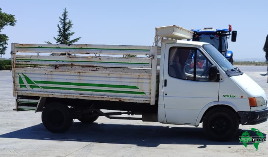 Karapınar'da Çalınan Kamyonet Yakıtı Bitince Terk Edildi
