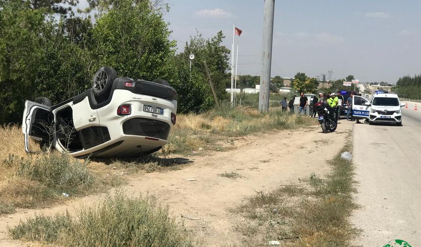 Ereğli'de Tırın Patlayan Lastiği Kazaya Neden Oldu: 3'ü Çocuk 8 Yaralı