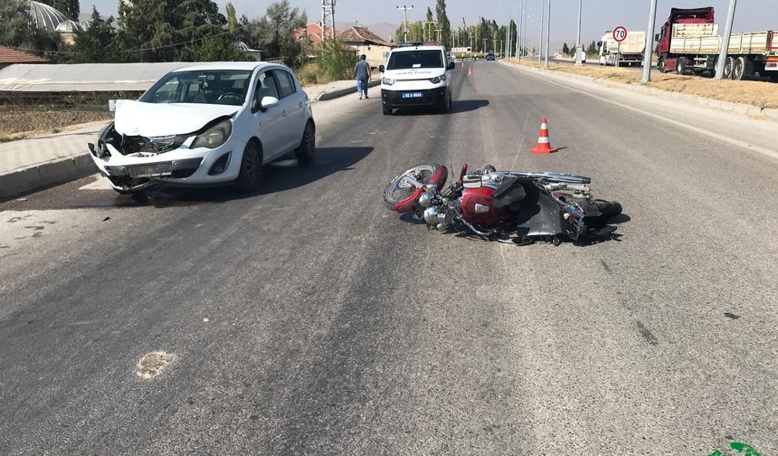 Ereğli’de Otomobilin Çarptığı Motosikletin Sürücüsü Ağır Yaralandı