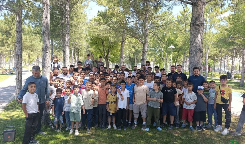 İlçe Müftüsü Fatih Koç, Yaz Kur’an Kursu Öğrencileriyle Yıl Sonu Etkinliğinde Buluştu