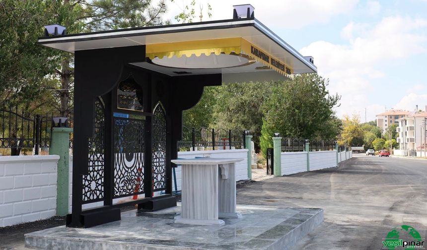 Karapınar’da mezarlıklarda bakım ve yenileme çalışmaları sürüyor