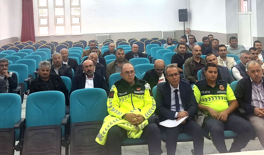 Karapınar’da Taşımalı Eğitim Toplantısı: Öğrenci Güvenliği Masaya Yatırıldı